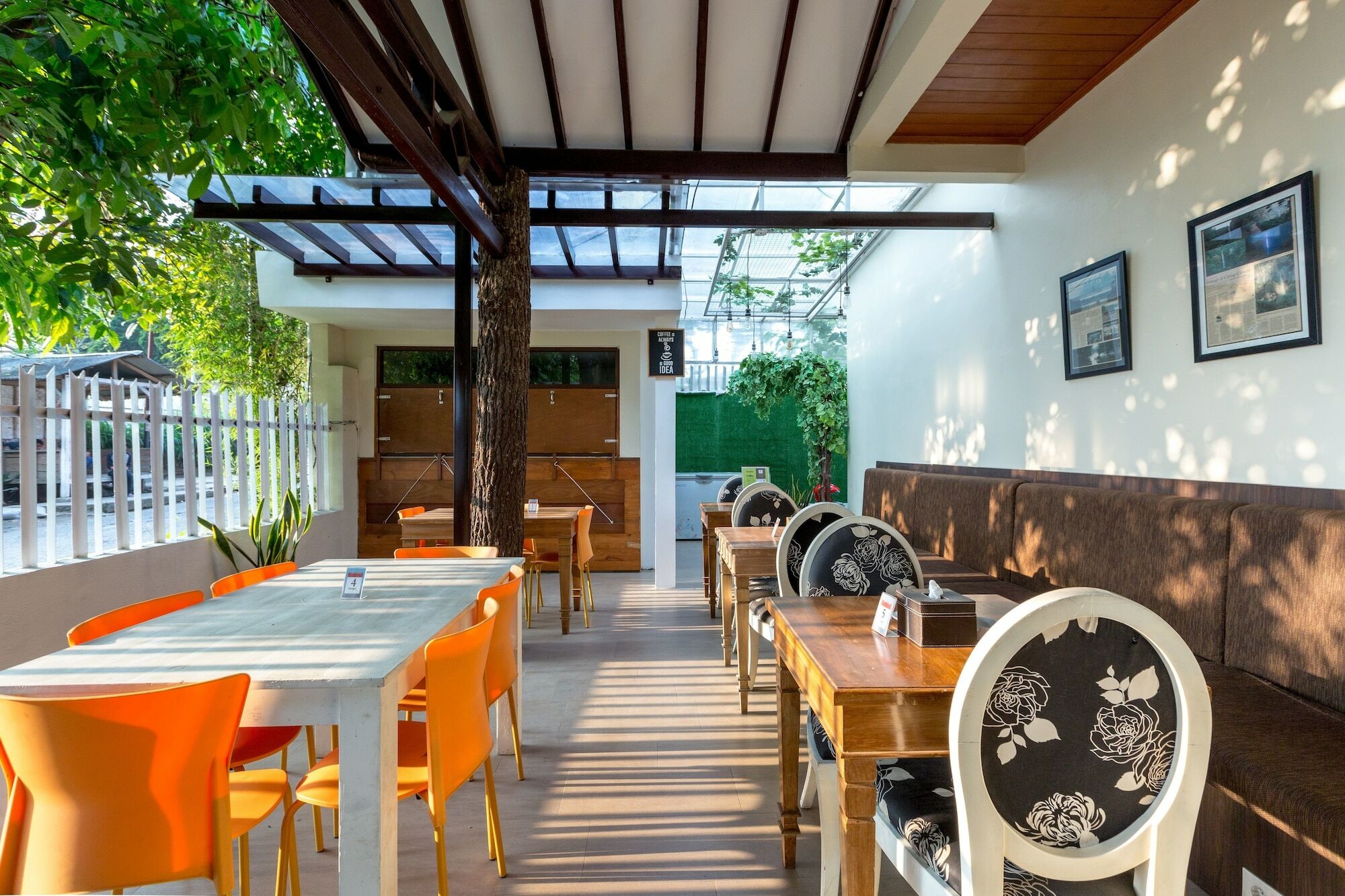 Jayagiri Guesthouse Lembang Extérieur photo