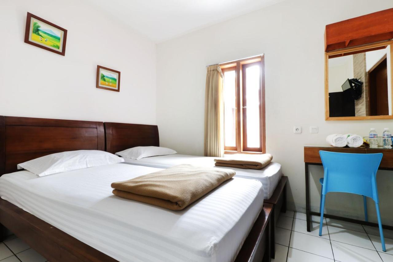 Jayagiri Guesthouse Lembang Extérieur photo